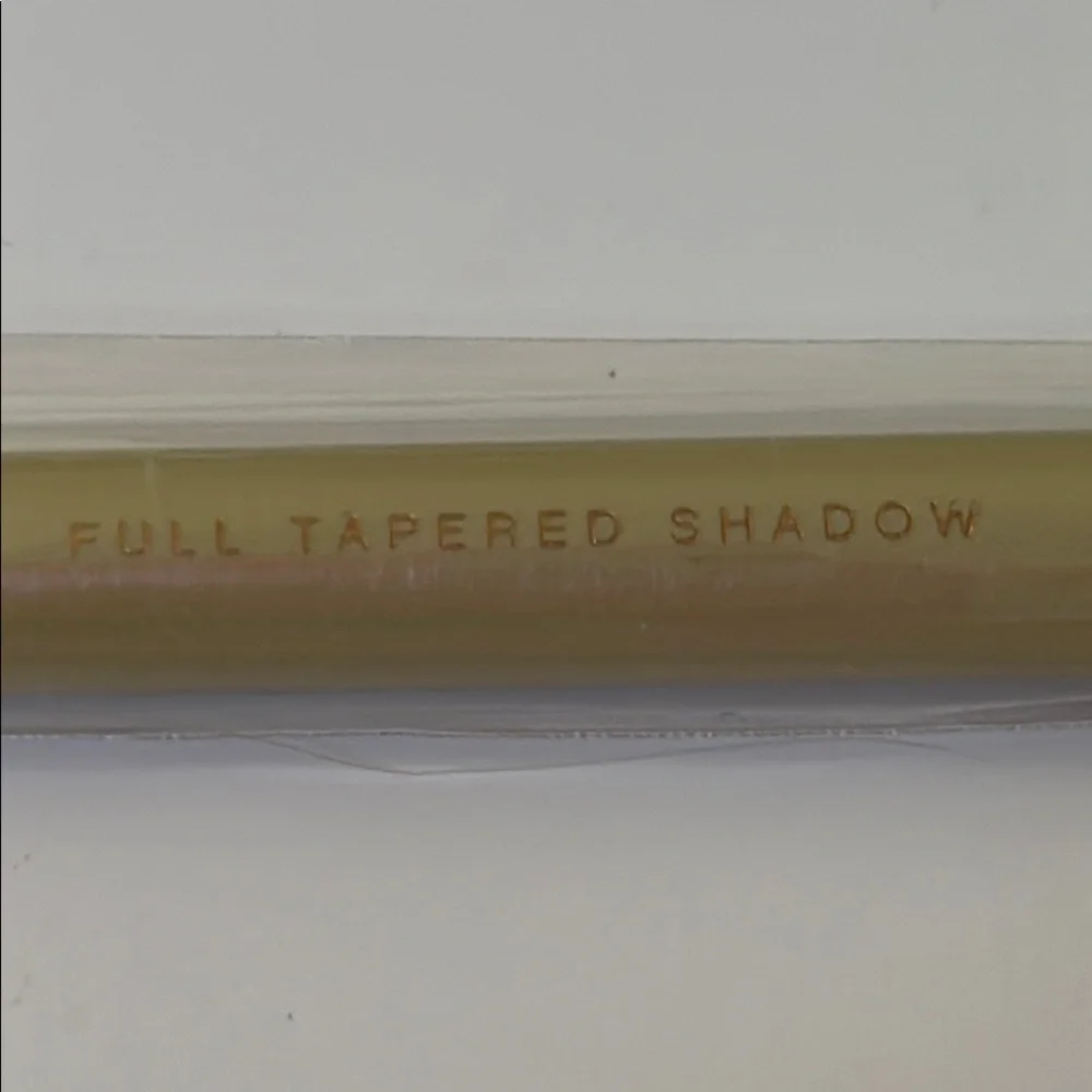 bareMinerals Full Tapered Shadow Brush - SEALED